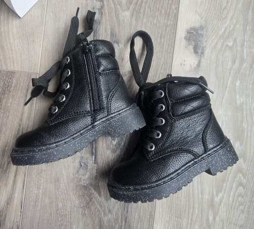 Toddler girls size black - 6,